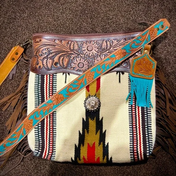 American Darling purse - Picture 1 of 3